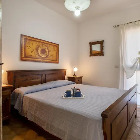 Casa Al Mare Daire Valledoria (Sardinia)